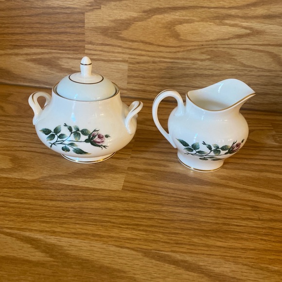 Minton English Rose (Fine Bone China) Creamer And Table Sugar Bowl / Lid… - Picture 2 of 12
